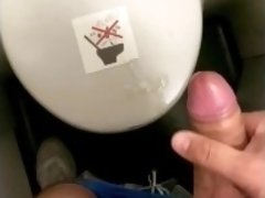 Jerking and cumming on a KLM airplane toilet - MILE HIGH